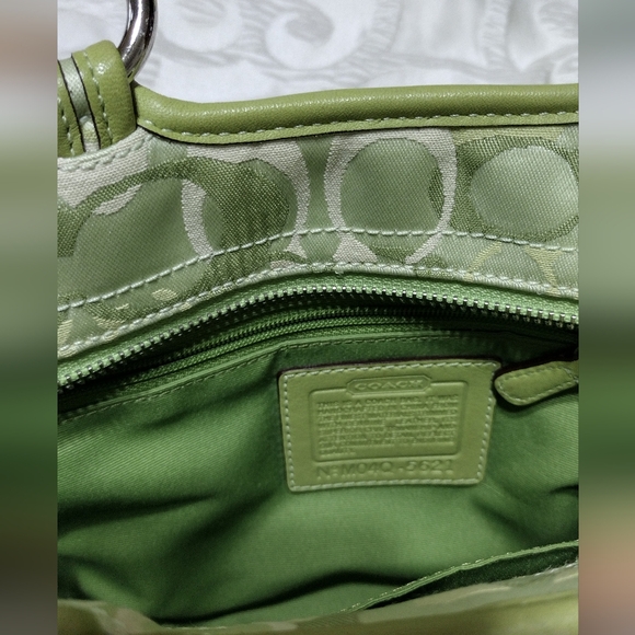 Coach limited edition lady bug hobo bag - Picture 8 of 13